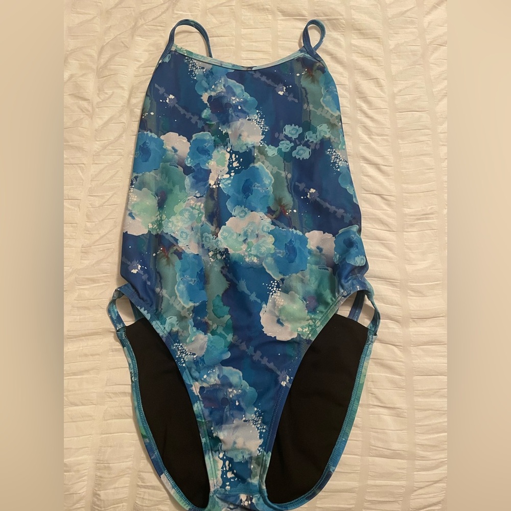 Jolyn Onesie- Size 30, gavin 2, flora